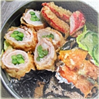 【衣その２】で
パパ弁のメインおかず♪
天ぷらとも、カツとも違う食感でＮewＴaste☆
香ばしくて美味～♥　過剰ストックおから全粒粉の消費にも(・∀・)いぃゎ